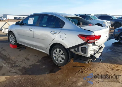 2022 Kia Rio Lx z USA, uszkodzony, nr VIN 3KPA24ADXNE437106